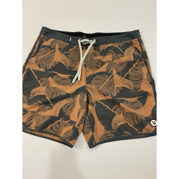 Vuori Shorts Mens 38 Lot Of 2 V314 Performance Cruise Boardshorts - Picture 6 of 10